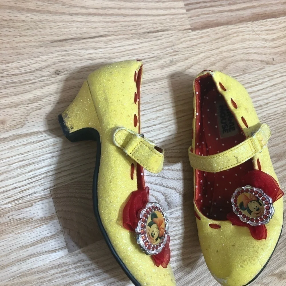 Disney Minnie Mouse Play Heels Sz 13 Yellow Red Shoes